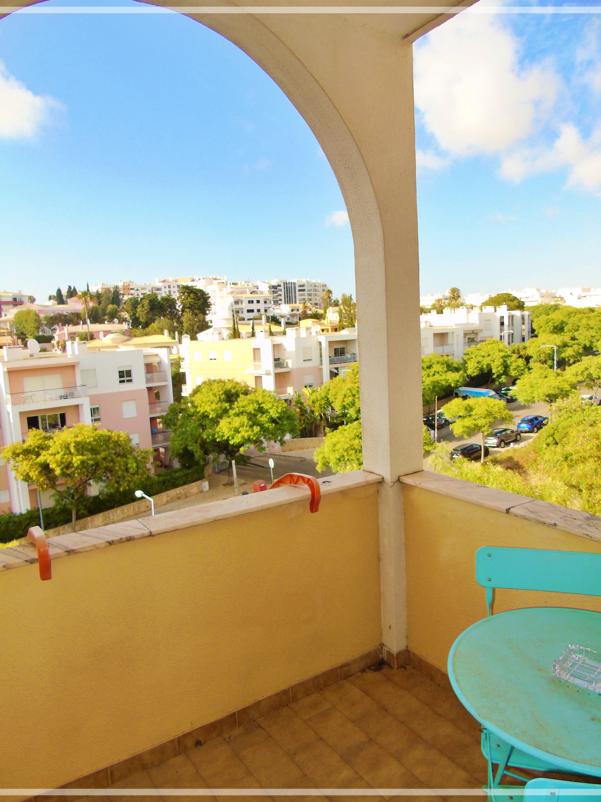 Well-located 1 bedroom apartment in Portimão